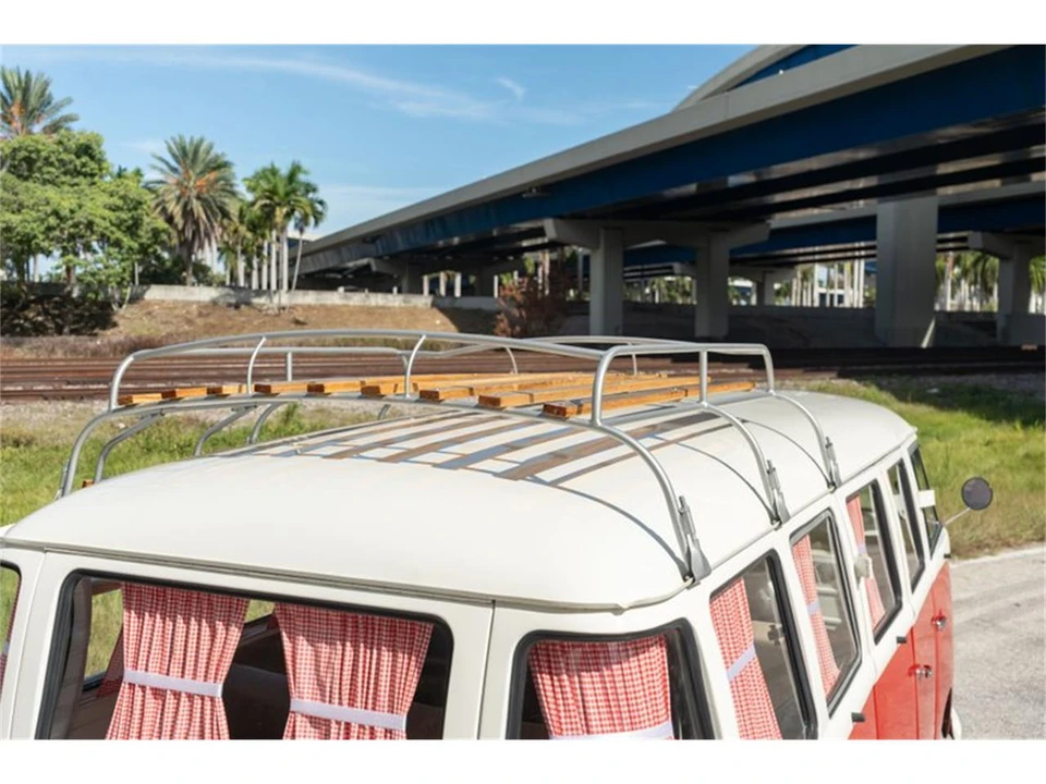 1975 Volkswagen Bay-Window Bus - Image 28 of 31