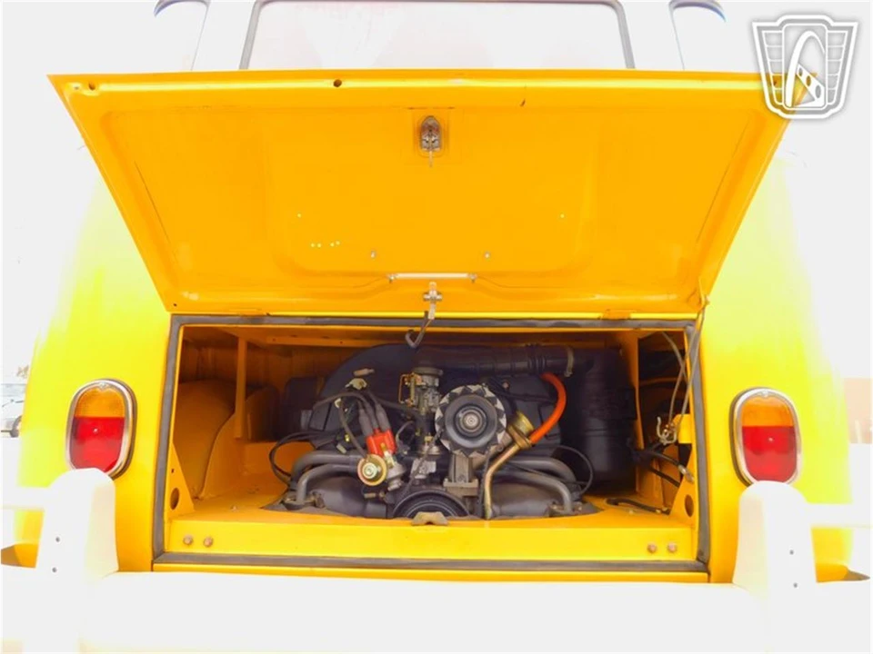 1975 Volkswagen Bay-Window Bus - Image 17 of 31