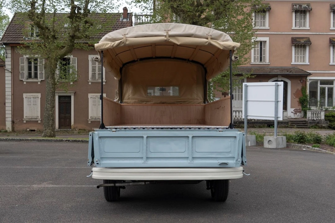 1975 Volkswagen Bay-Window Pickup - Image 21 of 30
