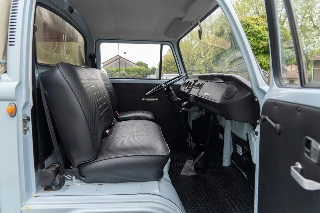 1975 Volkswagen Bay-Window Pickup - Image 27 of 30
