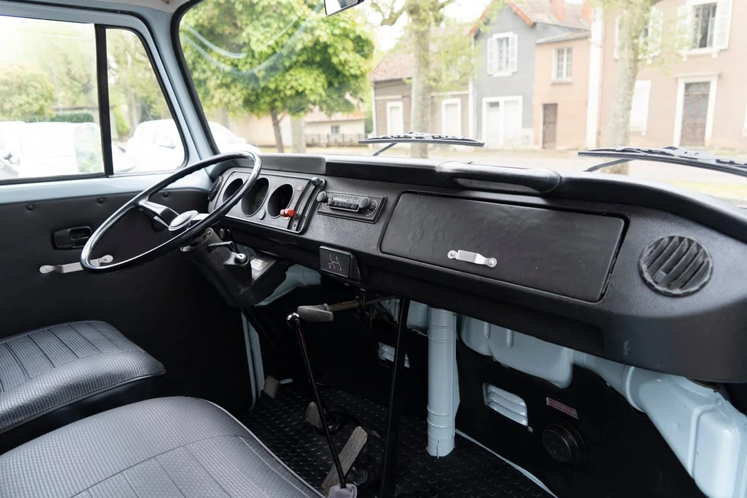 1975 Volkswagen Bay-Window Pickup - Image 29 of 30