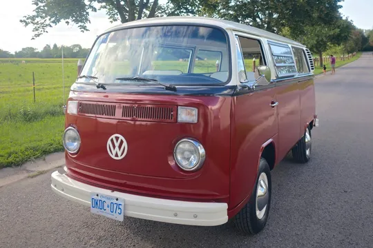 1975 Volkswagen Type 2 Bus