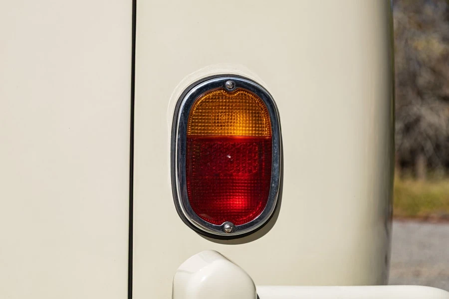 1975 Volkswagen Bay-Window Bus - Image 11 of 31
