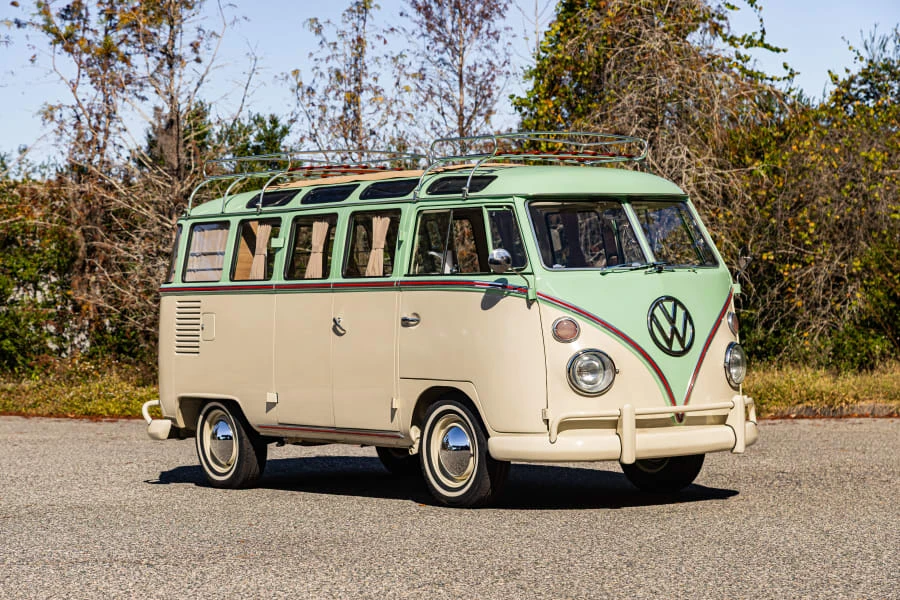 1975 Volkswagen Bay-Window Bus - Image 6 of 31