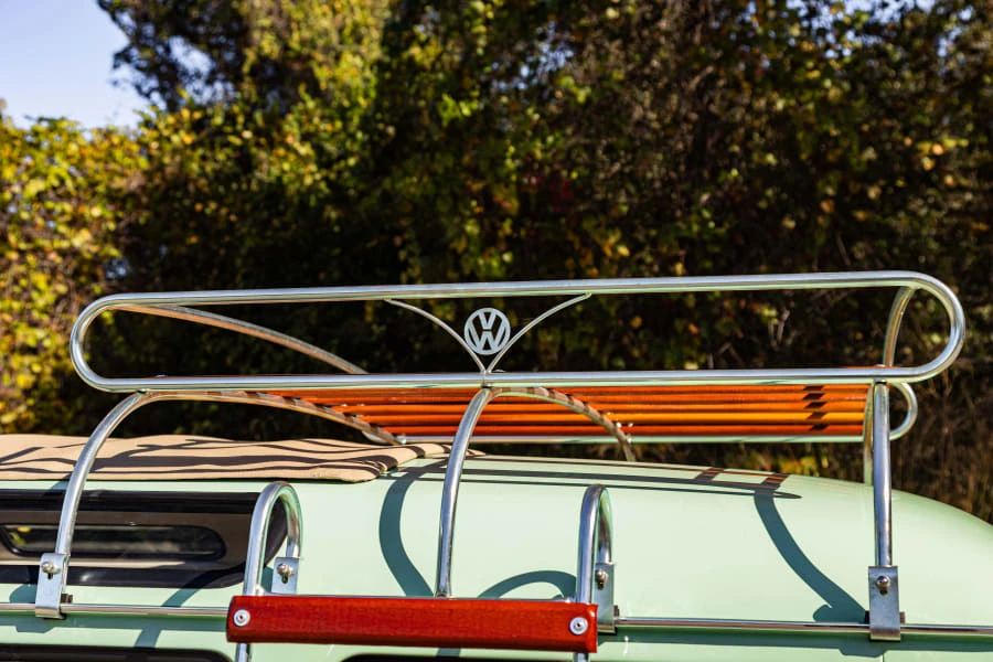 1975 Volkswagen Bay-Window Bus - Image 22 of 31