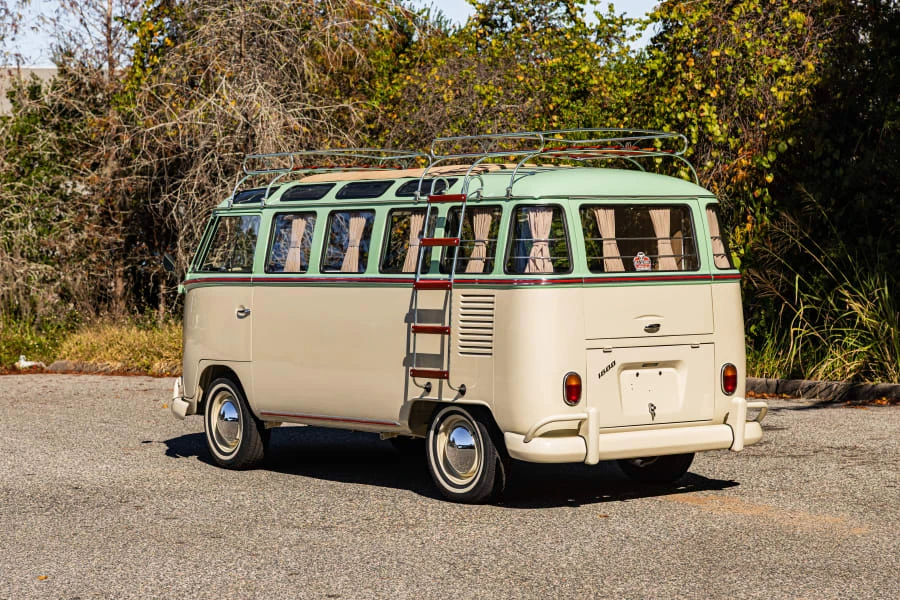 1975 Volkswagen Bay-Window Bus - Image 24 of 31