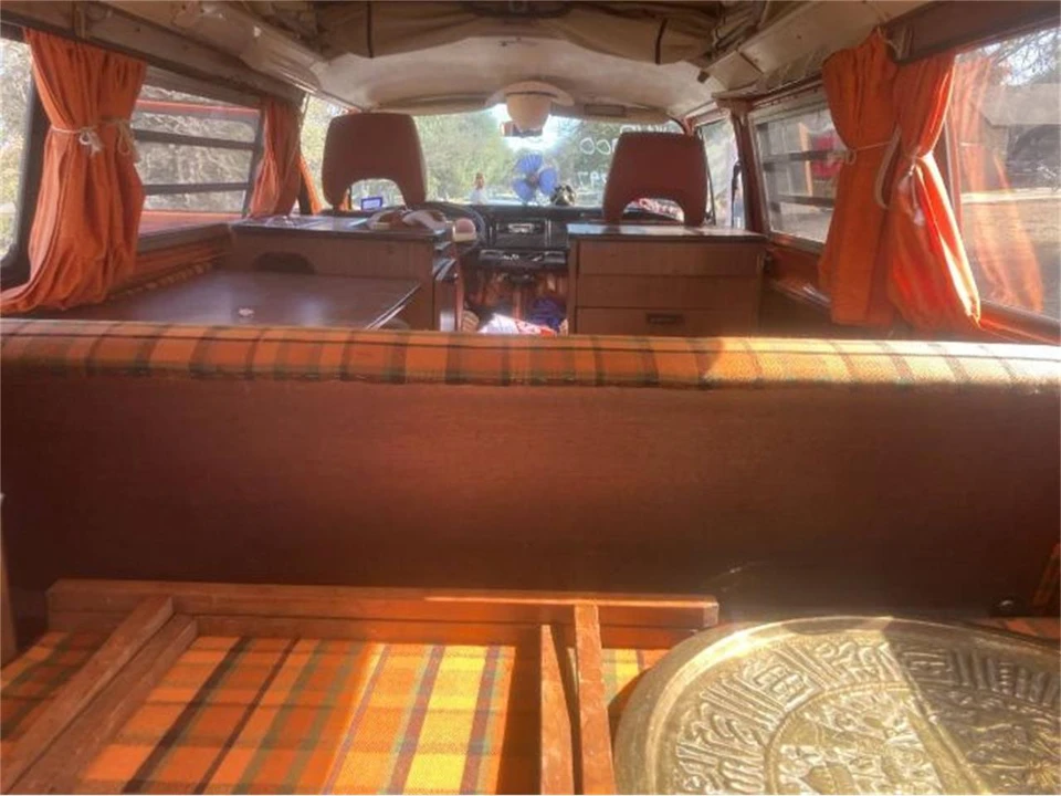 1975 Volkswagen Type 2 - Image 5 of 17