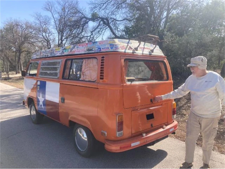 1975 Volkswagen Type 2 - Image 16 of 17