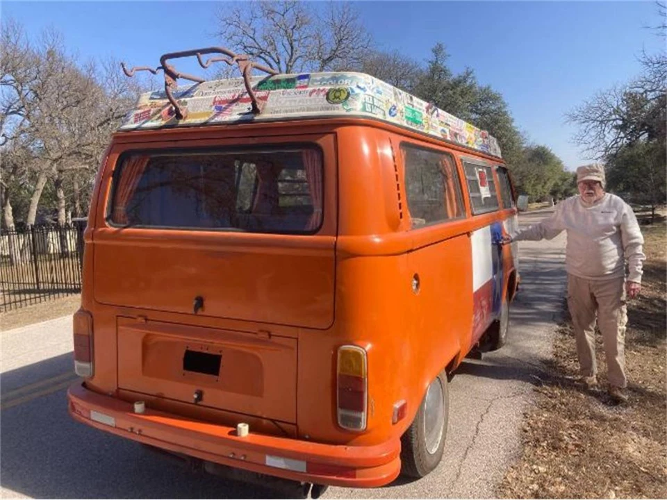 1975 Volkswagen Type 2 - Image 15 of 17