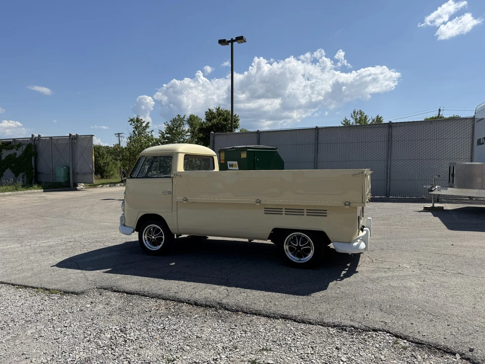 1975 Volkswagen Split-Window Pickup - Image 16 of 31