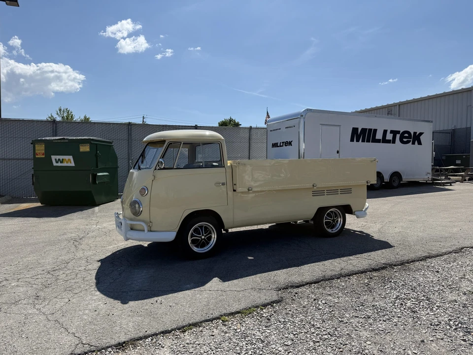 1975 Volkswagen Split-Window Pickup - Image 2 of 31