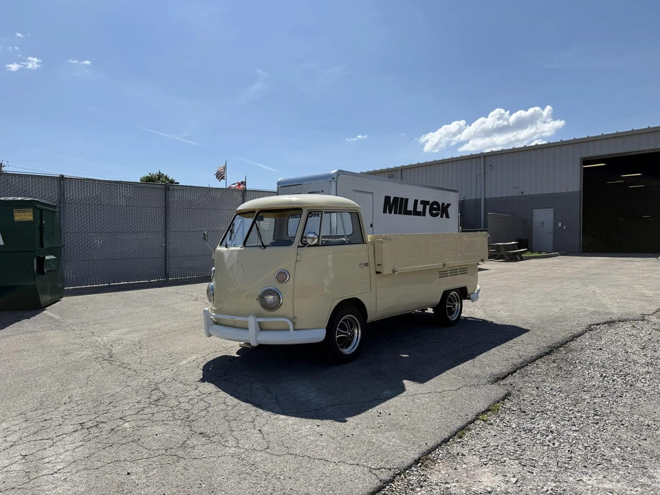 1975 Volkswagen Split-Window Pickup - Image 3 of 31