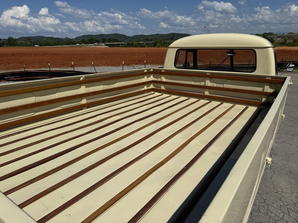 1975 Volkswagen Split-Window Pickup - Image 28 of 31