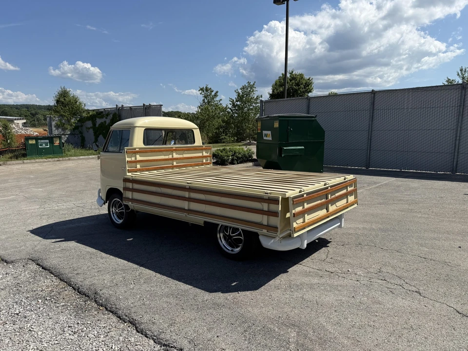 1975 Volkswagen Split-Window Pickup - Image 25 of 31