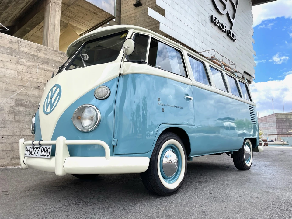 1975 Volkswagen Split-Window Camper - Image 4 of 31