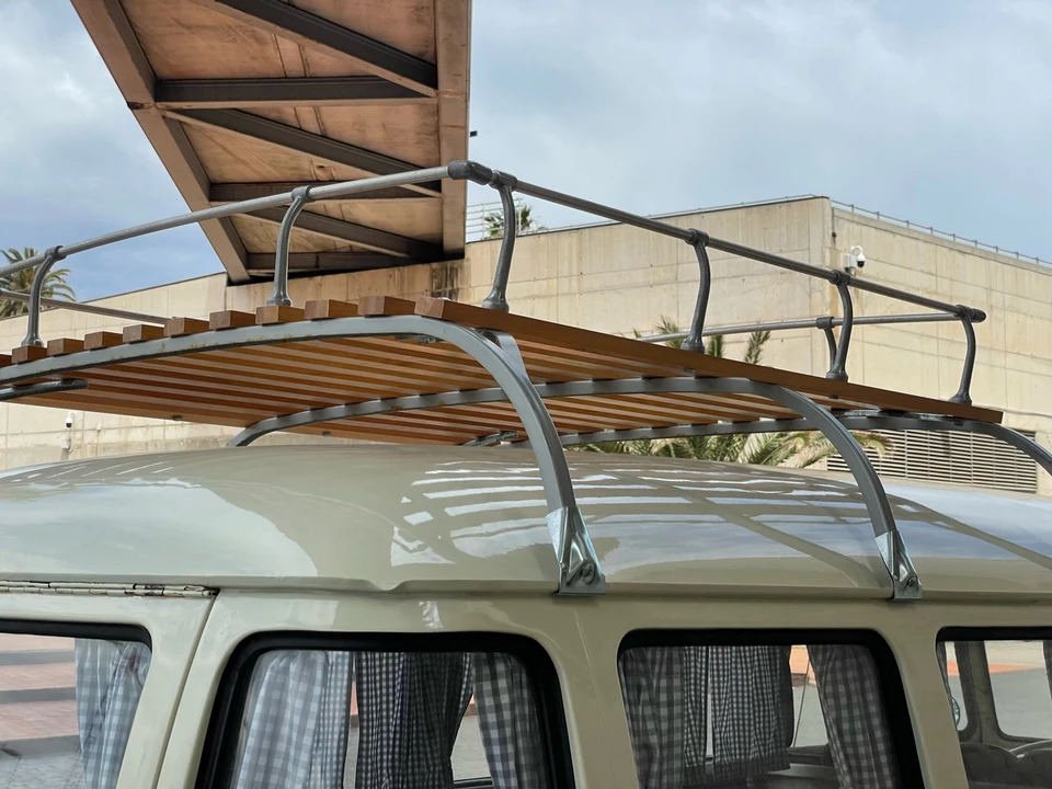 1975 Volkswagen Split-Window Camper - Image 21 of 31