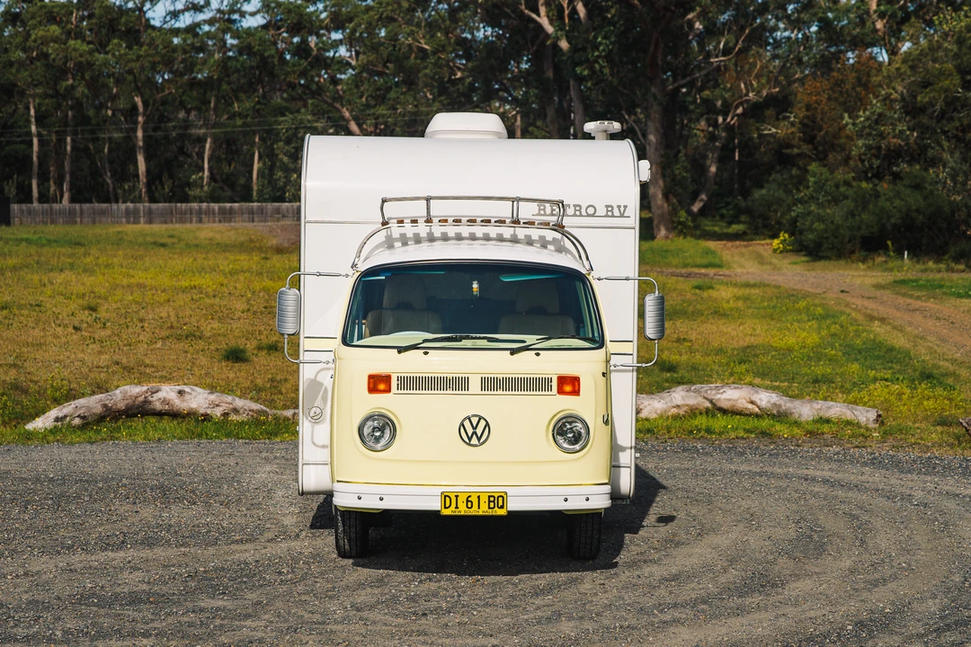1975 Volkswagen Bay-Window Camper - Image 10 of 31