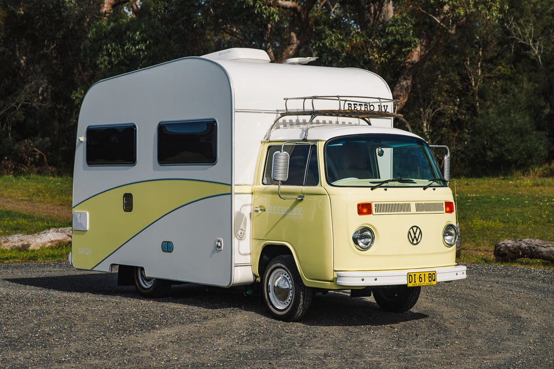 1975 Volkswagen Bay-Window Camper - Image 9 of 31