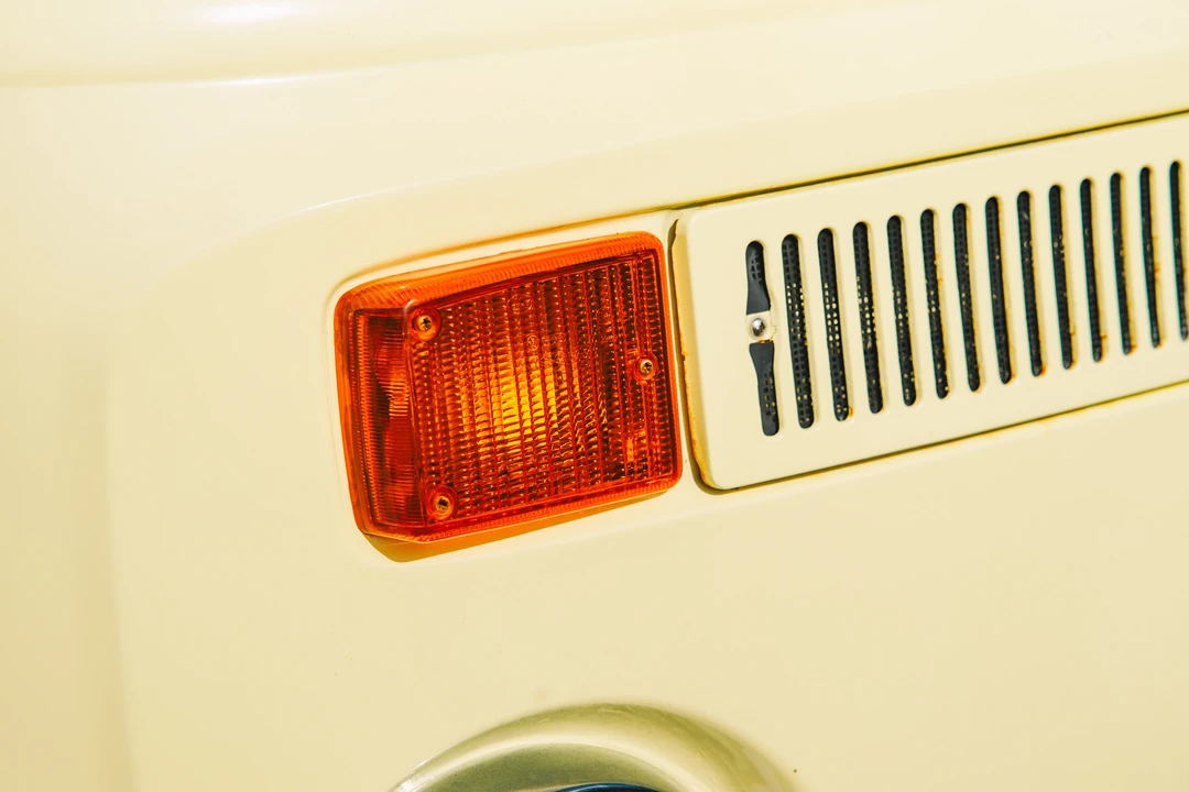 1975 Volkswagen Bay-Window Camper - Image 24 of 31