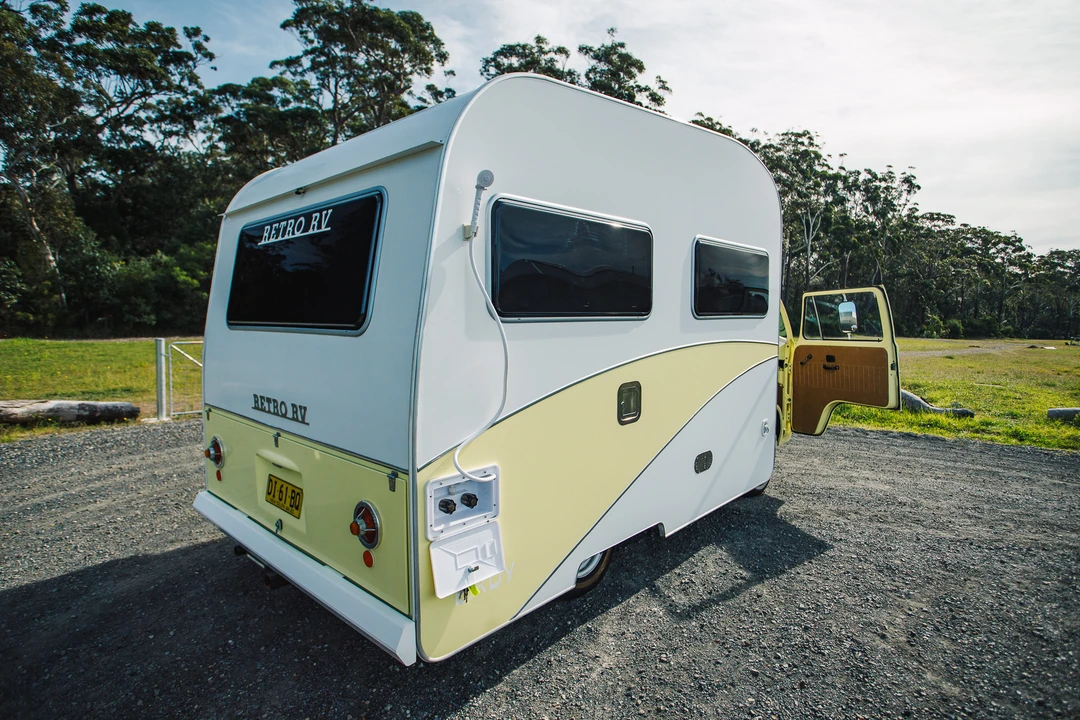 1975 Volkswagen Bay-Window Camper - Image 7 of 31