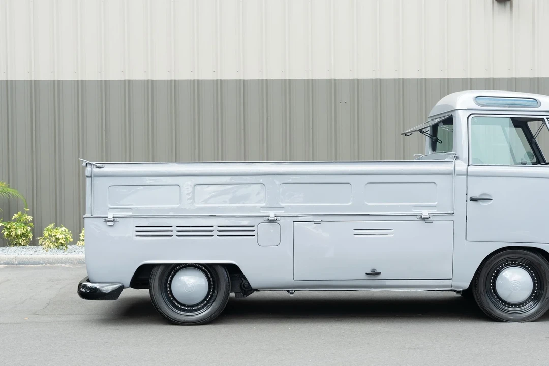 1975 Volkswagen Bay-Window Pickup - Image 27 of 31