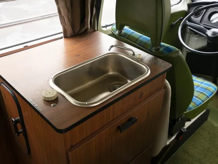 1975 Volkswagen Bay-Window Camper - Image 23 of 31