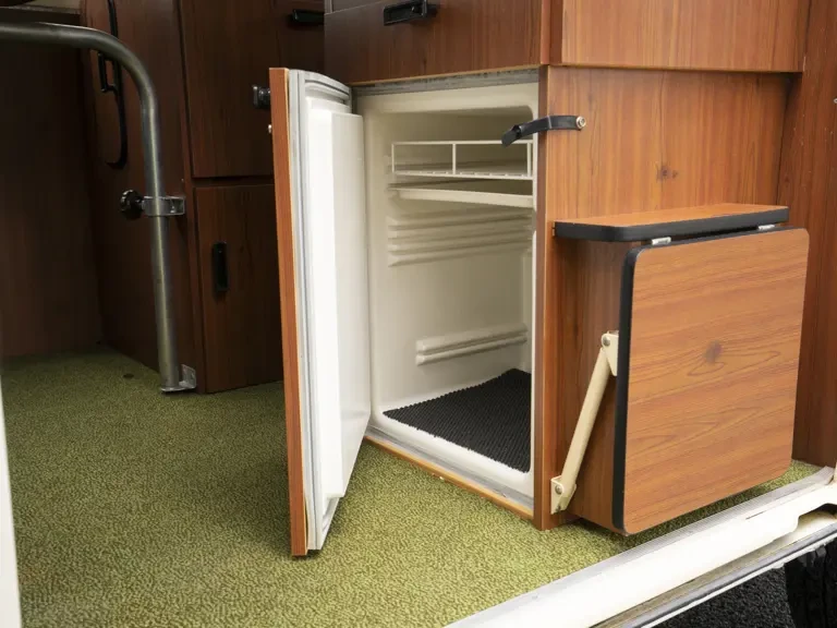 1975 Volkswagen Bay-Window Camper - Image 22 of 31