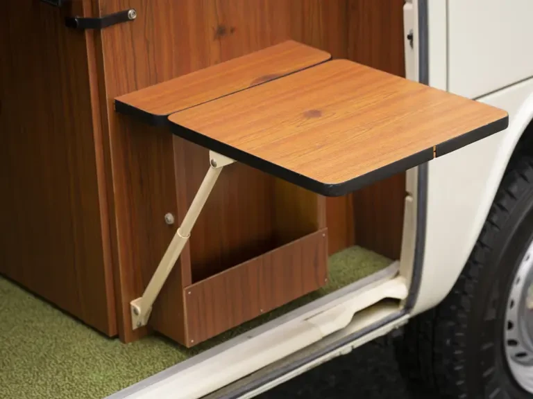 1975 Volkswagen Bay-Window Camper - Image 24 of 31