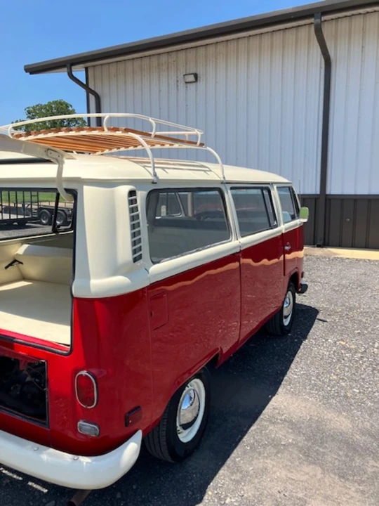 1975 Volkswagen Bay-Window Bus - Image 9 of 17