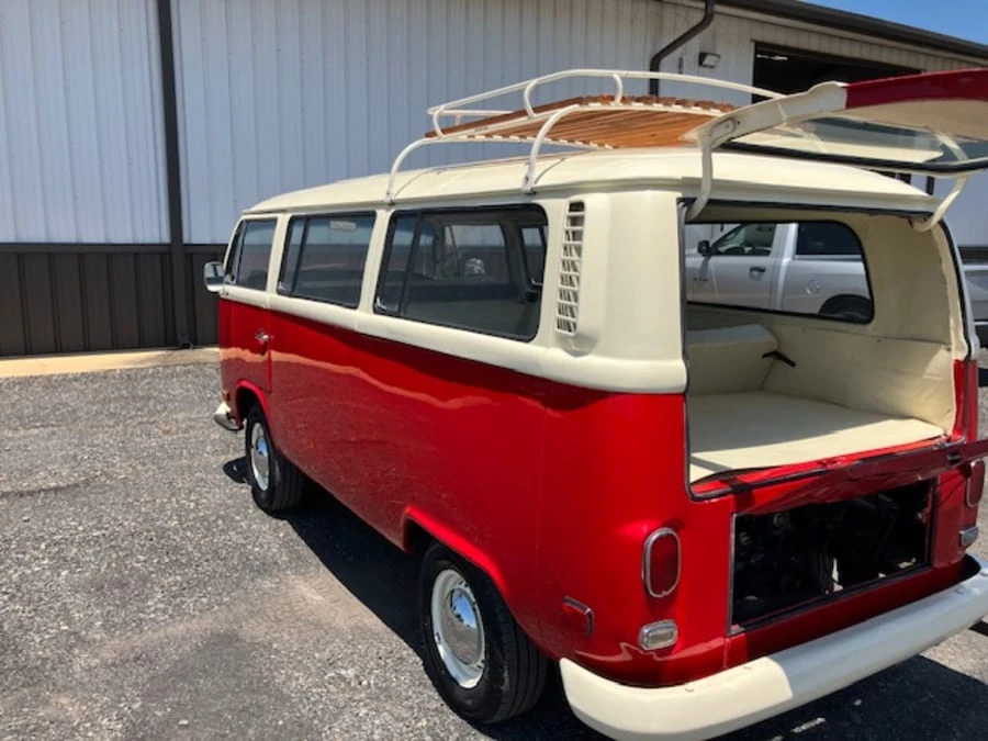 1975 Volkswagen Bay-Window Bus - Image 14 of 17