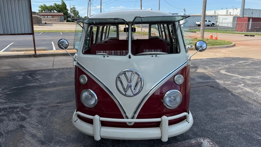 1975 Volkswagen Bay-Window Bus - Image 28 of 31