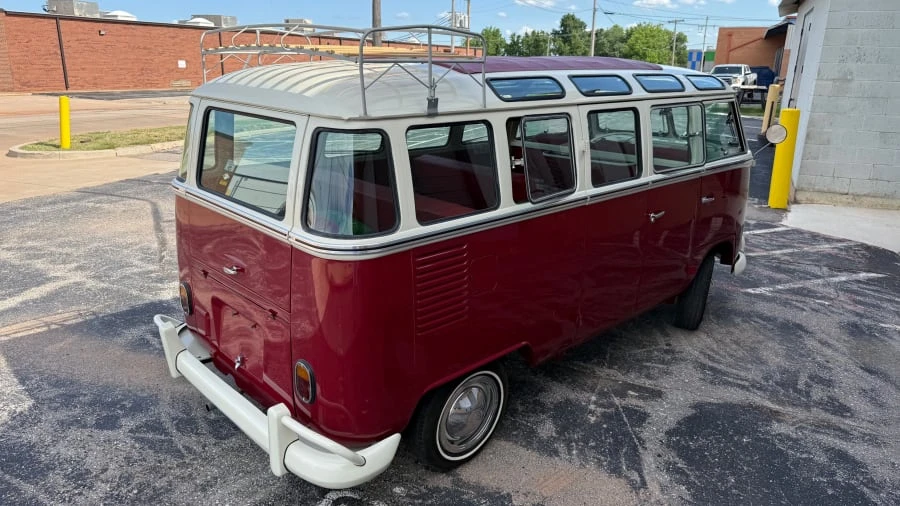 1975 Volkswagen Bay-Window Bus - Image 3 of 31