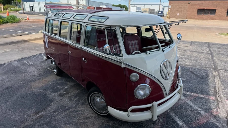 1975 Volkswagen Bay-Window Bus - Image 29 of 31