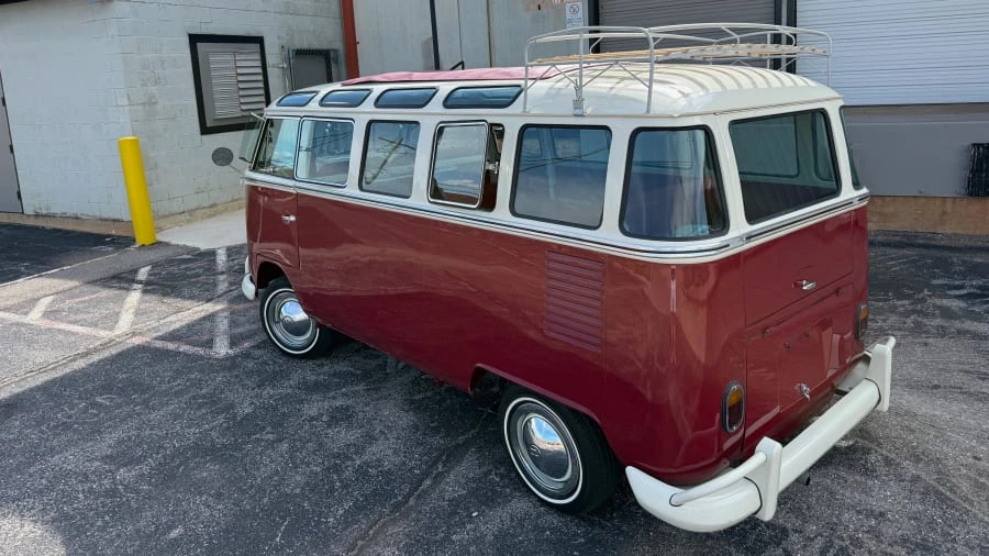 1975 Volkswagen Bay-Window Bus - Image 8 of 31