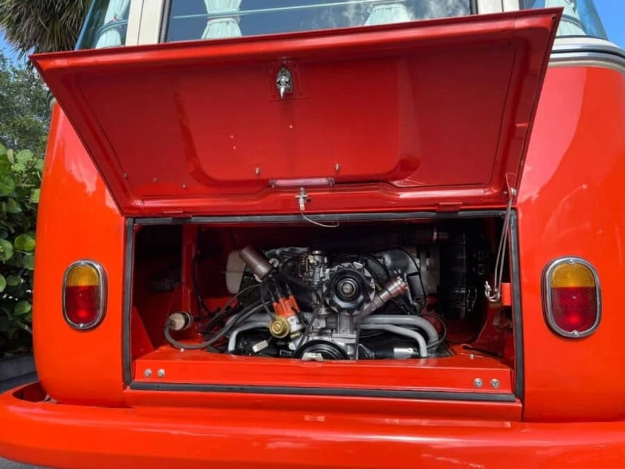 1975 Volkswagen Bay-Window Bus - Image 28 of 29