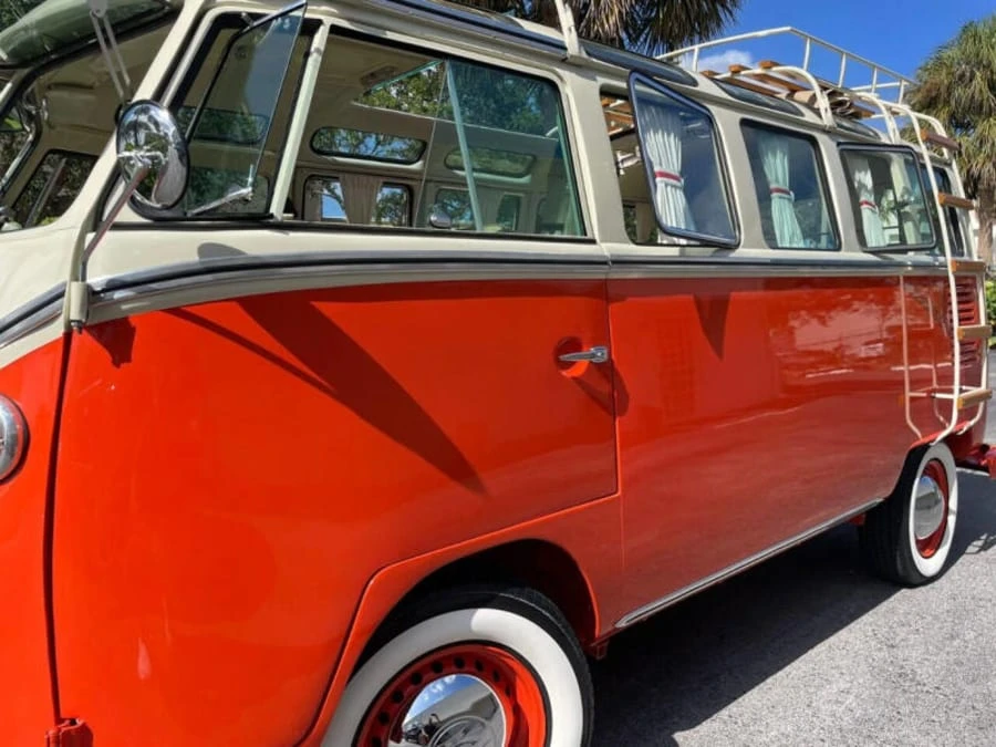 1975 Volkswagen Bay-Window Bus - Image 12 of 29