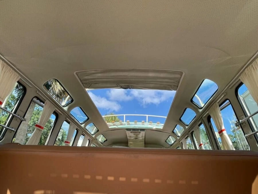 1975 Volkswagen Bay-Window Bus - Image 23 of 29