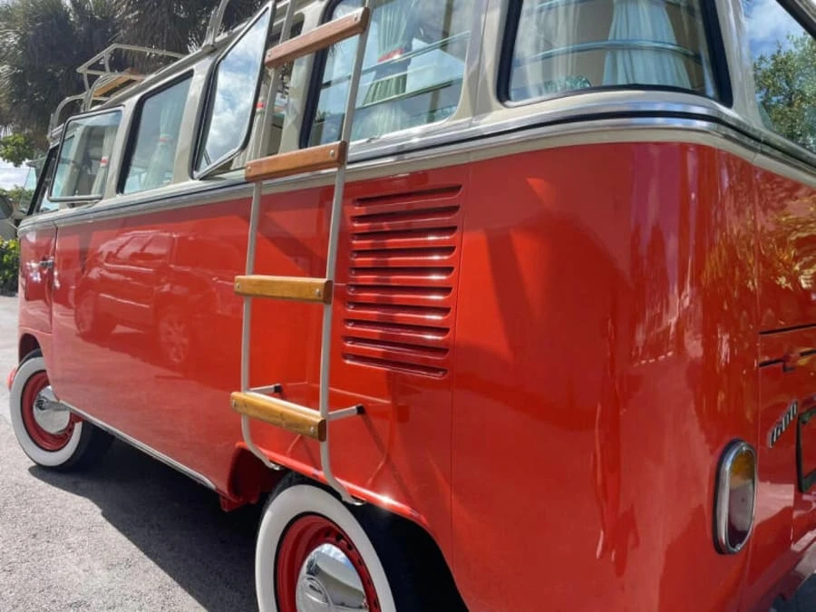 1975 Volkswagen Bay-Window Bus - Image 10 of 29