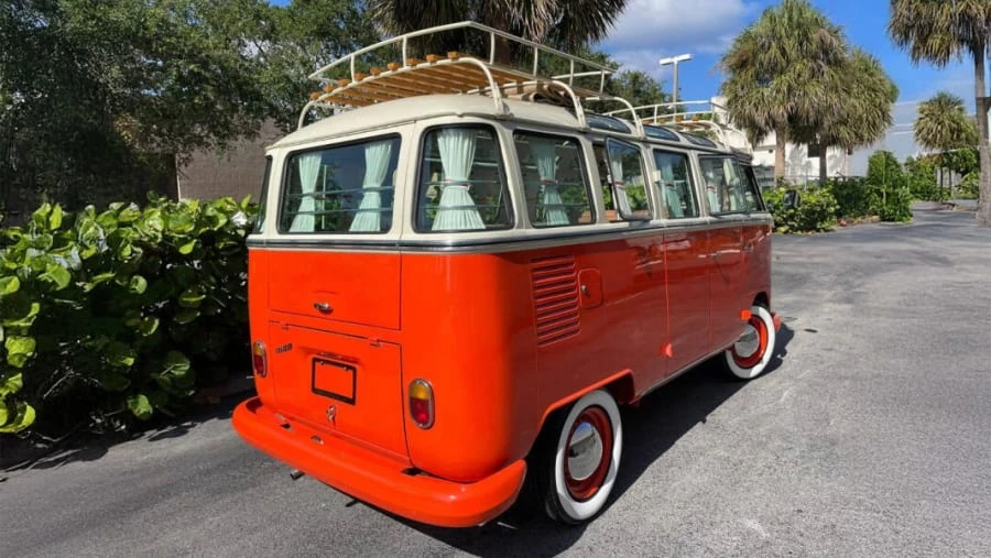 1975 Volkswagen Bay-Window Bus - Image 7 of 29