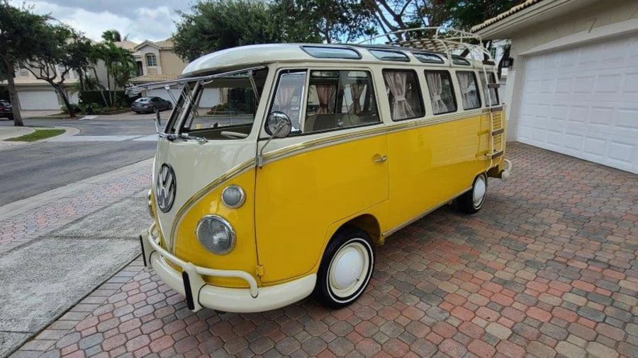 1975 Volkswagen Bay-Window Bus - Image 17 of 18