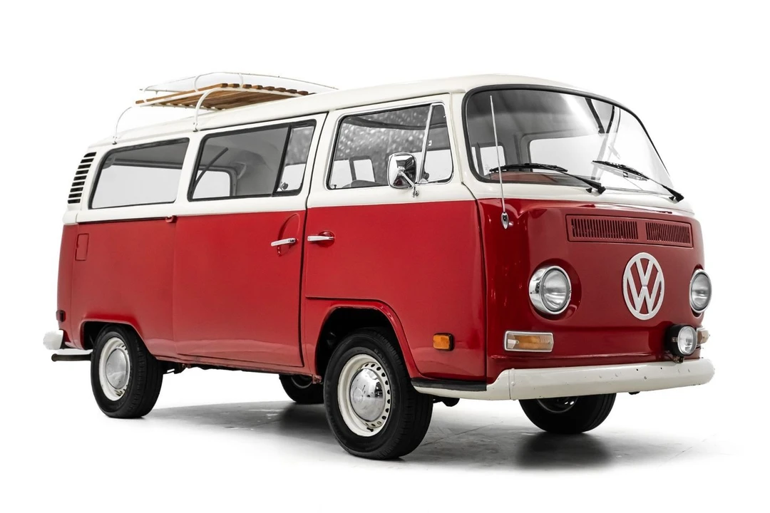 1975 Volkswagen Bay-Window Bus - Image 8 of 21