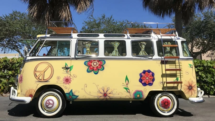 1975 Volkswagen Bay-Window Camper - Image 2 of 13
