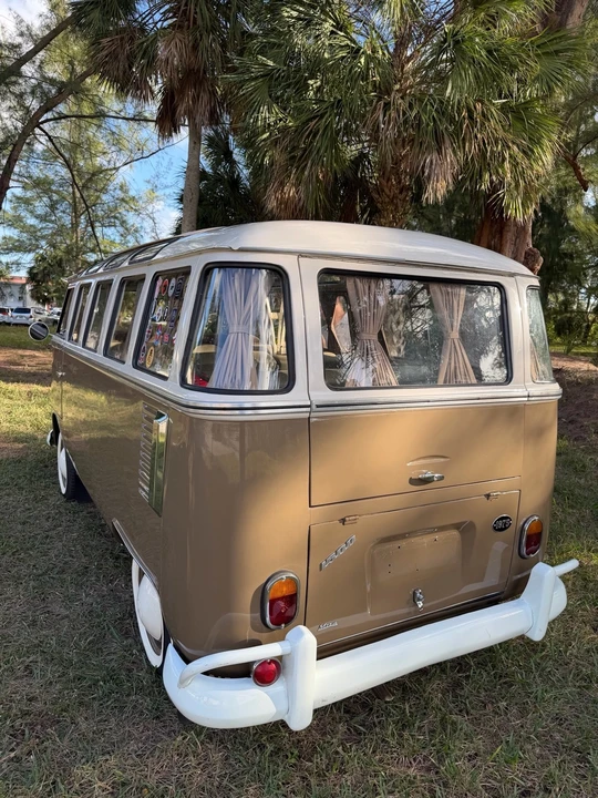 1975 Volkswagen Split-Window Bus - Image 8 of 21