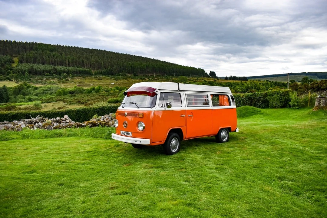 1975 Volkswagen Bay-Window Camper - Image 14 of 30