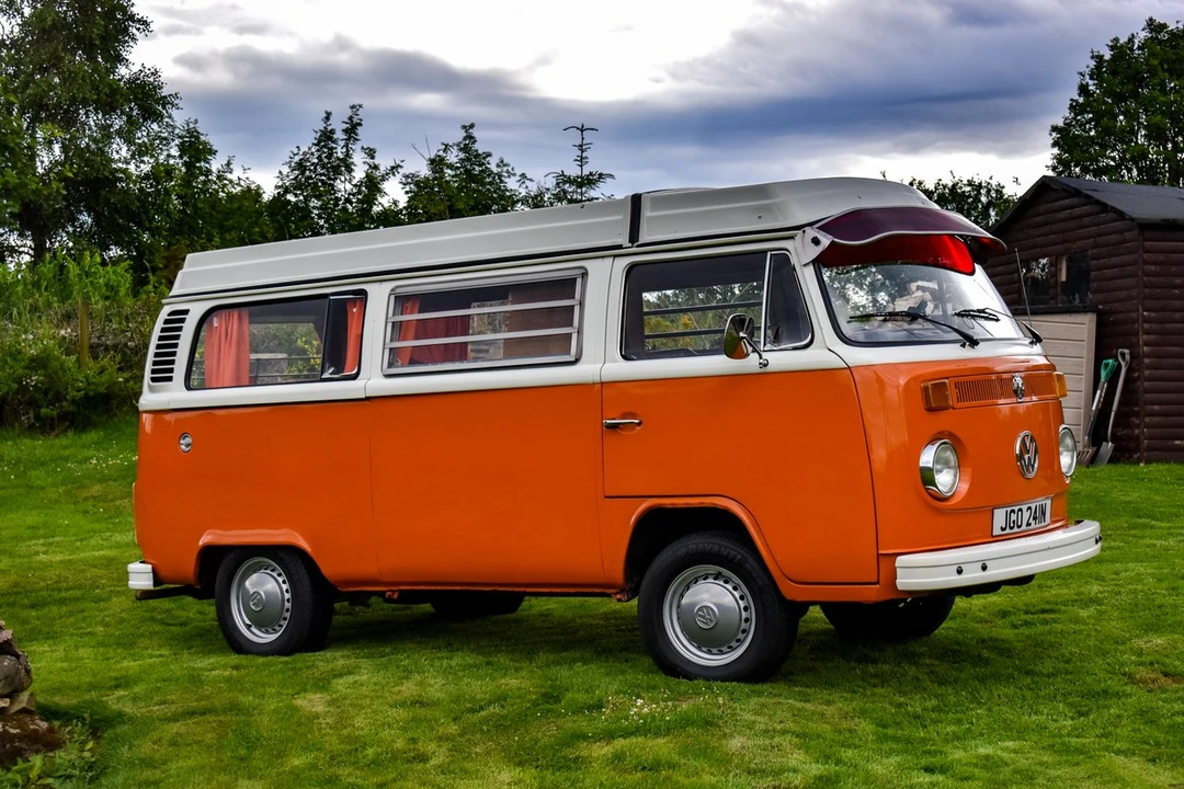 1975 Volkswagen Bay-Window Camper - Image 11 of 30