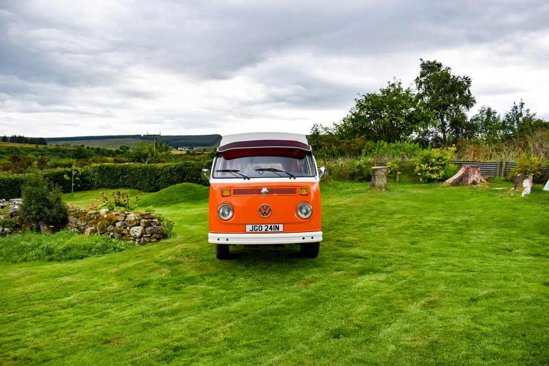 1975 Volkswagen Bay-Window Camper - Image 16 of 30