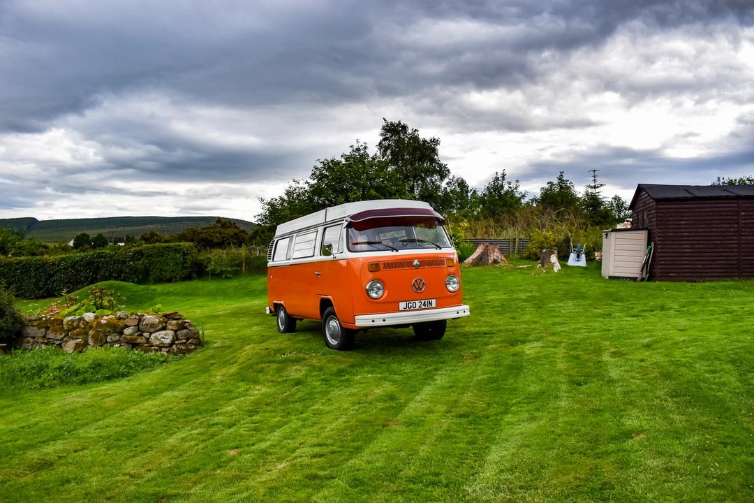 1975 Volkswagen Bay-Window Camper - Image 15 of 30