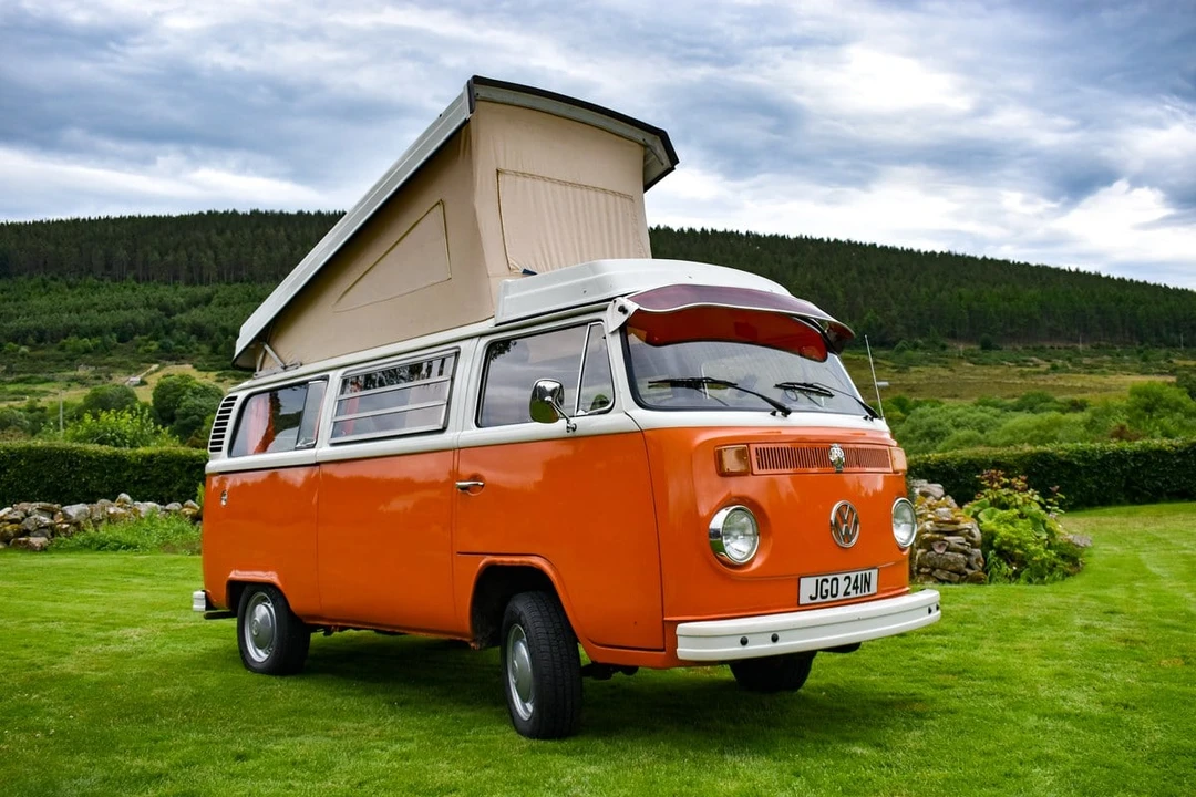 1975 Volkswagen Bay-Window Camper - Image 5 of 30