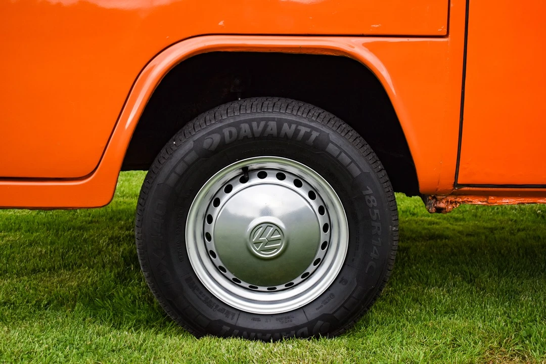 1975 Volkswagen Bay-Window Camper - Image 23 of 30
