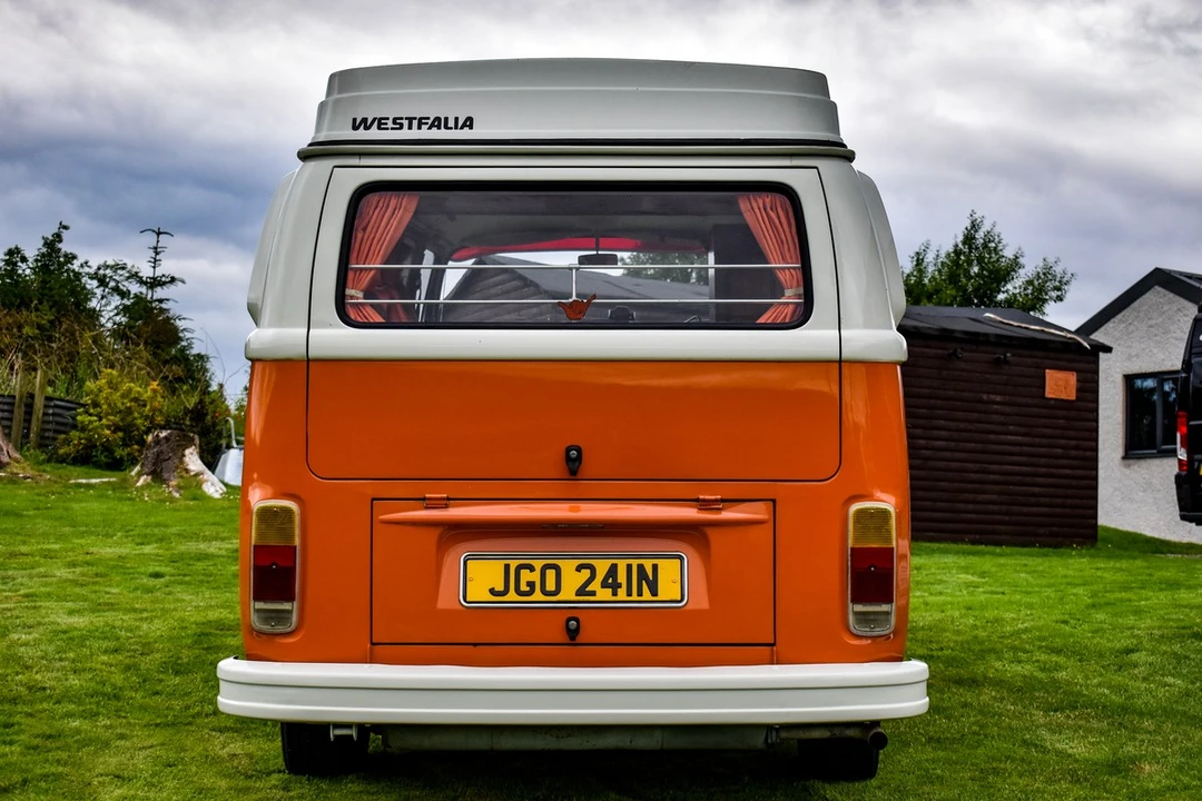 1975 Volkswagen Bay-Window Camper - Image 9 of 30